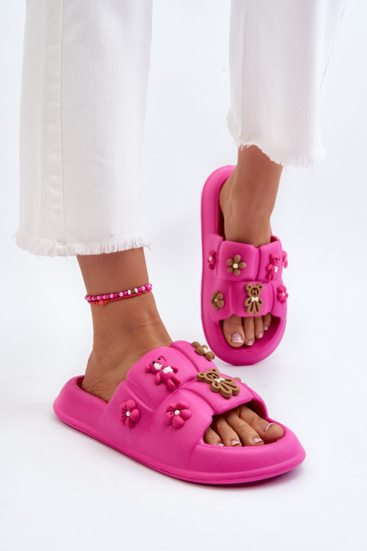 Chinelos Cambrina rosa claro com lindos detalhes
