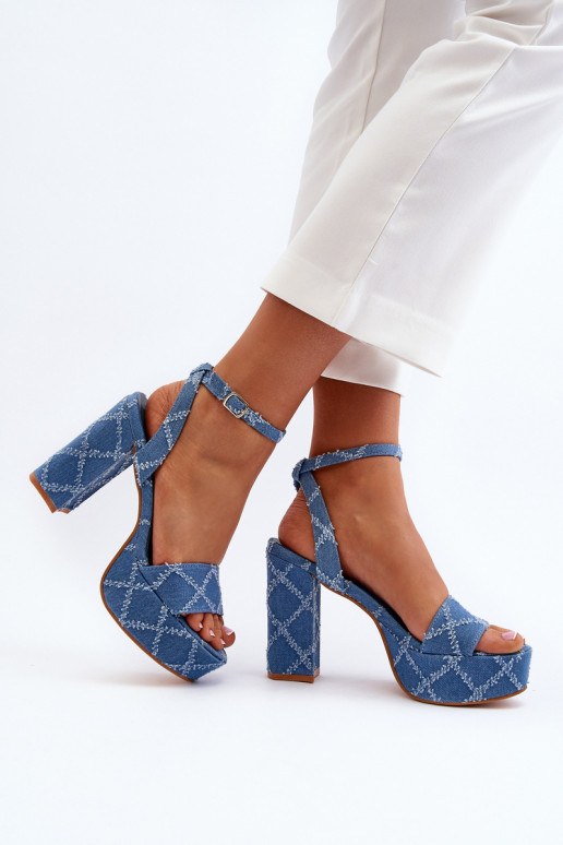 Sandálias jeans com salto na cor azul Acrana