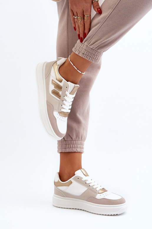 Modelo de tênis sapatos bege Regines