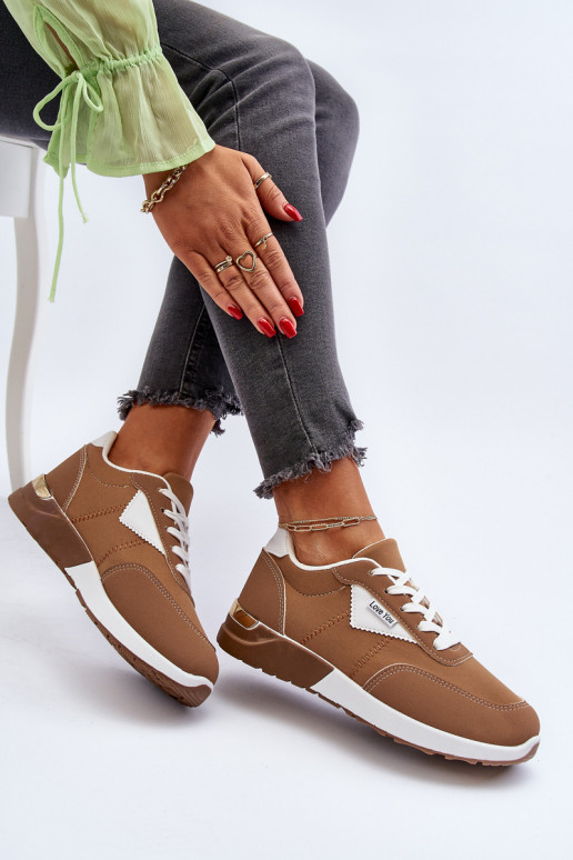 calçados esportivos tênis modelo sapatos cor marrom Vovella