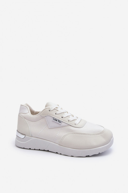 calçados esportivos tênis modelo sapatos cor branca Vovella