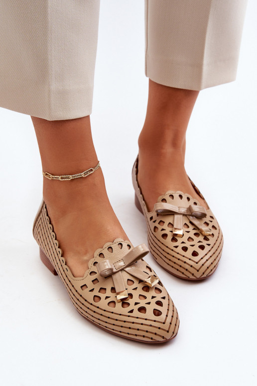 Sapatilhas perfuradas com fitas bege instável Sapatilhas perfuradas com fitas bege instável