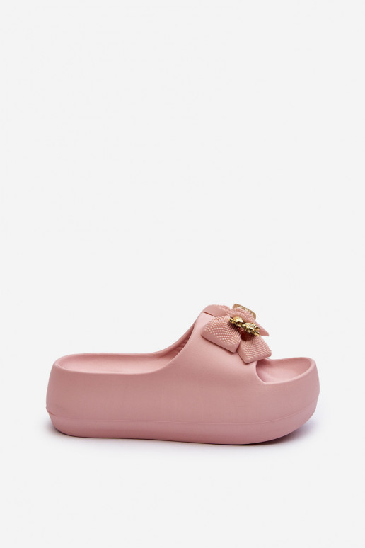 Chinelos leves Chinelos femininos com fitas na cor rosa Salessa