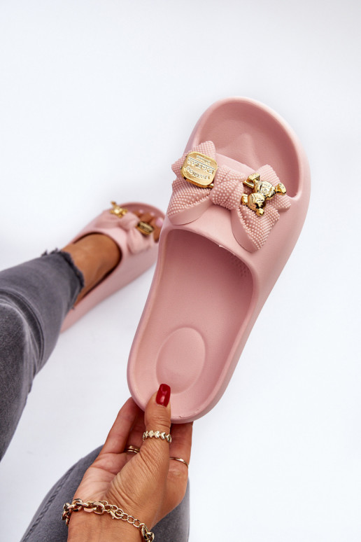 Chinelos leves Chinelos femininos com fitas na cor rosa Salessa