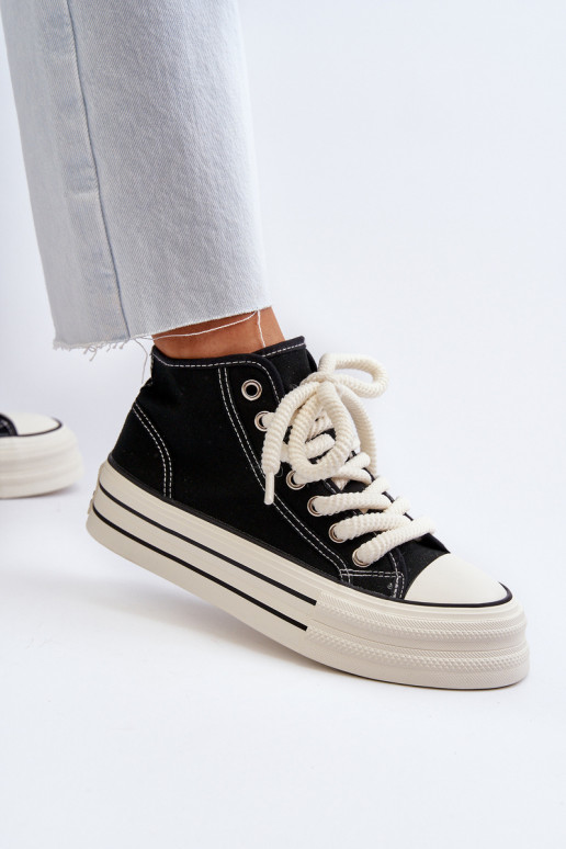 Sapatos casuais com plataforma na cor preta Aineri Sapatos casuais com plataforma na cor preta Aineri