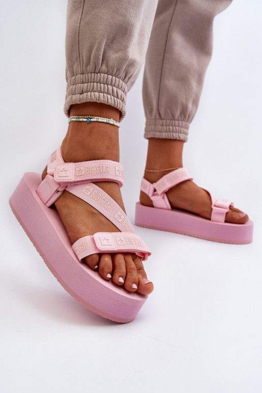 Sandálias femininas com plataforma Big Star NN274A529 rosa