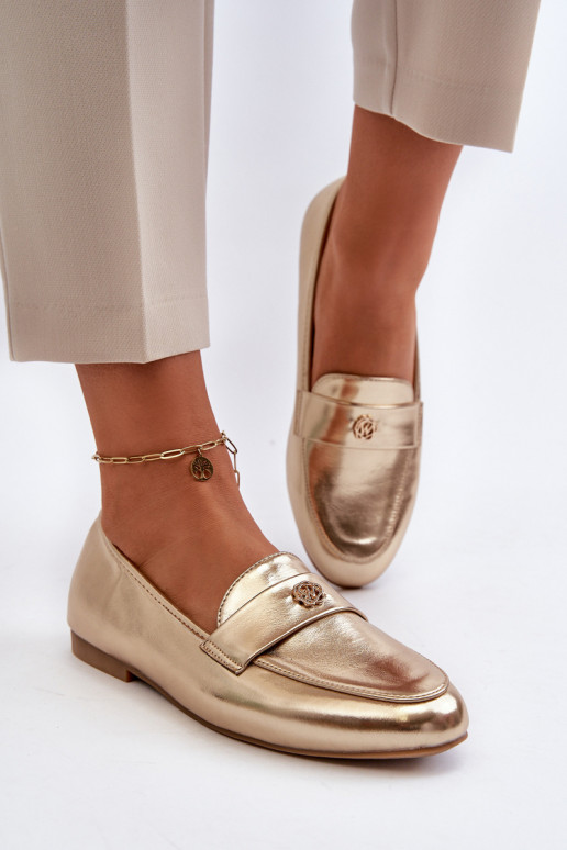 mocassins femininos com salto largo em ouro Sylvaine