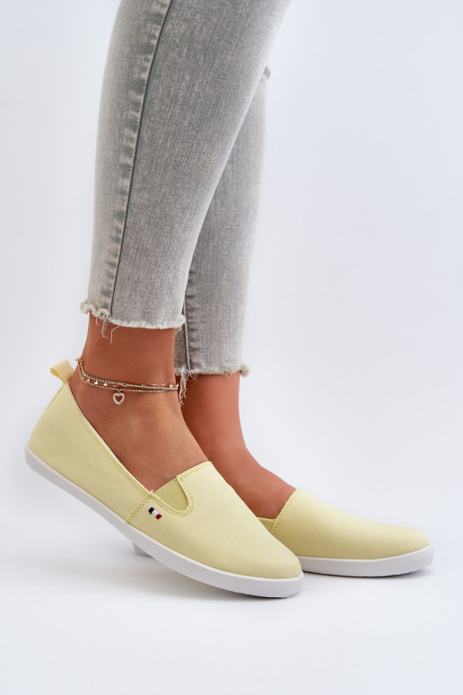 Calçados esportivos calçados de lazer Slip-On cor amarela Adrancia Calçados esportivos calçados de lazer Slip-On cor amarela Adrancia