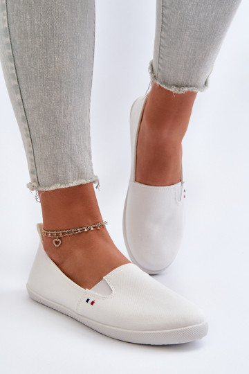 Tênis sapatos casuais Slip-On cor branca Adrancia