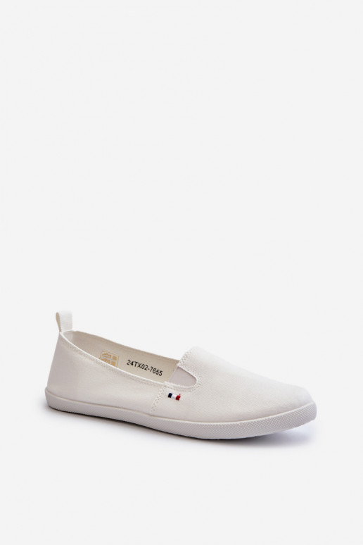 Tênis sapatos casuais Slip-On cor branca Adrancia