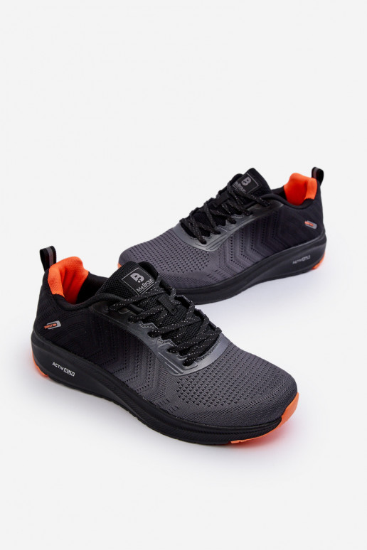 Modelo clássico Sapatos esportivos na cor cinza McBraun