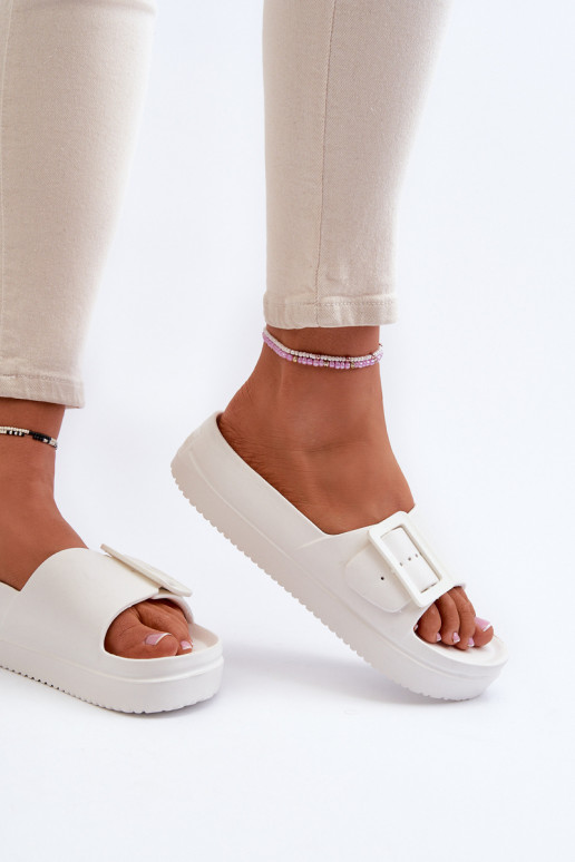 Chinelos leves com plataforma de fivela Big Star NN274A661 cor branca