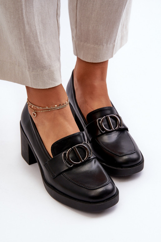 sapatos de salto alto com enfeites em preto Nedarea sapatos de salto alto com enfeites em preto Nedarea