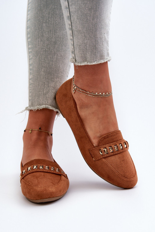 Mocassins brilhantes com correntes em Aredilla marrom