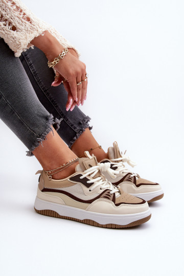 Modelo de tênis com plataforma Etnaria marrom 2