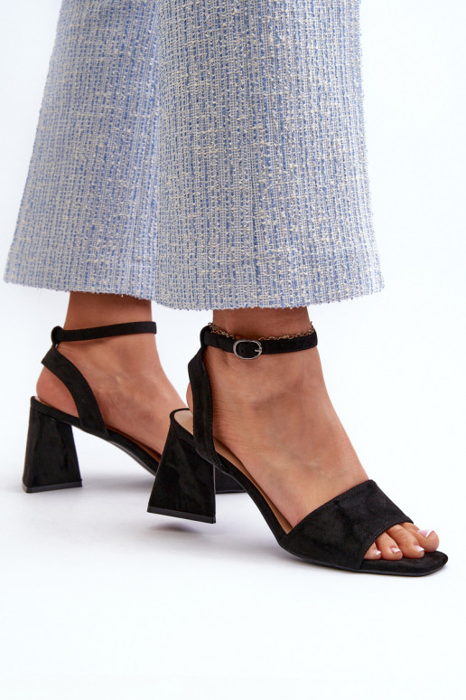 Sandálias femininas de salto alto em Eco Suede Black Upttima