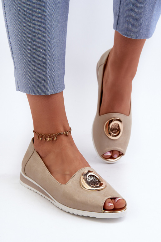 Sapatos com enfeites Eco ouro cor Biolita Sapatos com enfeites Eco ouro cor Biolita
