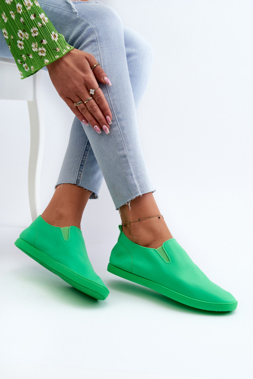 Calçados esportivos calçados de lazer Slip-On cor verde Lovinia