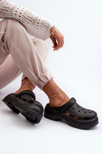 Chinelos leves Chinelos femininos com sola maciça da moda na cor preta Danollia 2