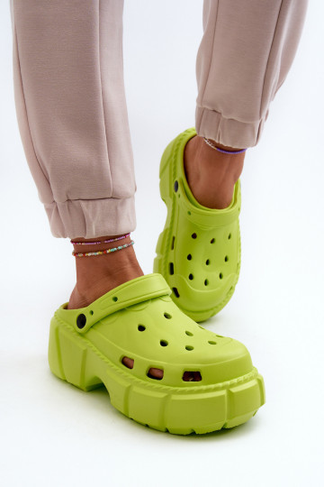 Chinelos femininos Chinelos leves com sola maciça da moda Witima