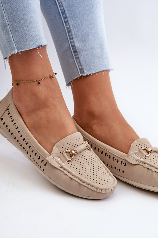 mocassins femininos vazados com enfeites em bege Kaydance
