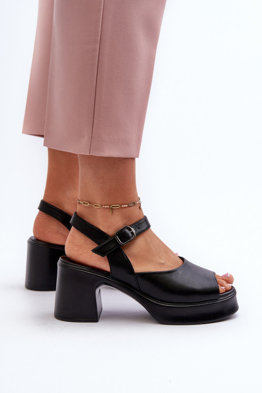 Sandálias femininas com salto Vinceza 66627 pretas