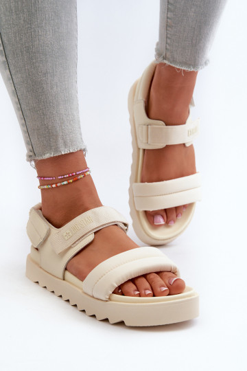 Sandálias plataforma feminina Big Star NN274751 bege
