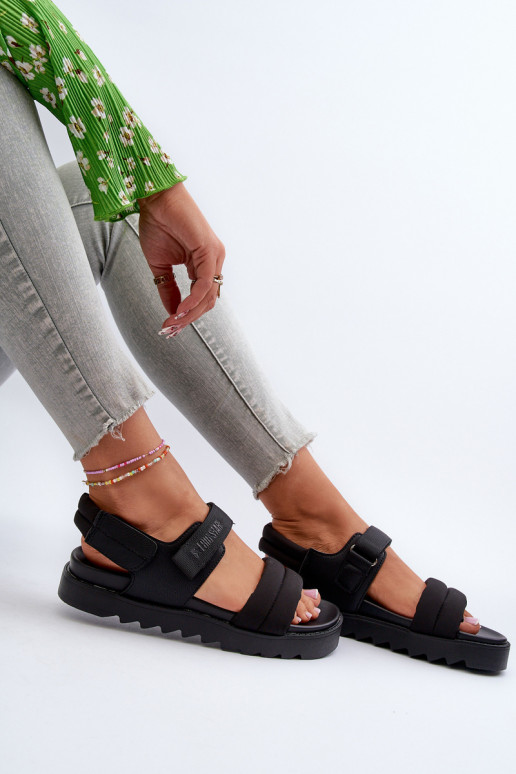 Sandálias femininas com plataforma Big Star NN274750 cor preta