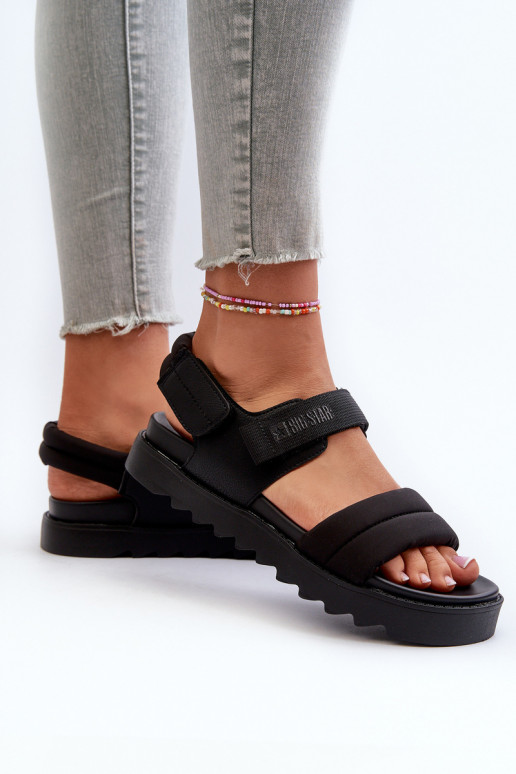 Sandálias femininas com plataforma Big Star NN274750 cor preta