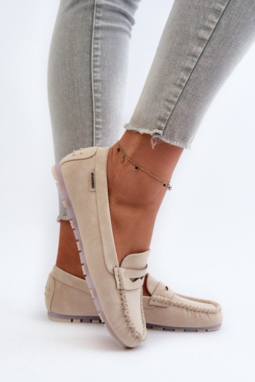 mocassins femininos em couro ecológico na cor marfim Celoria mocassins femininos em couro ecológico na cor marfim Celoria