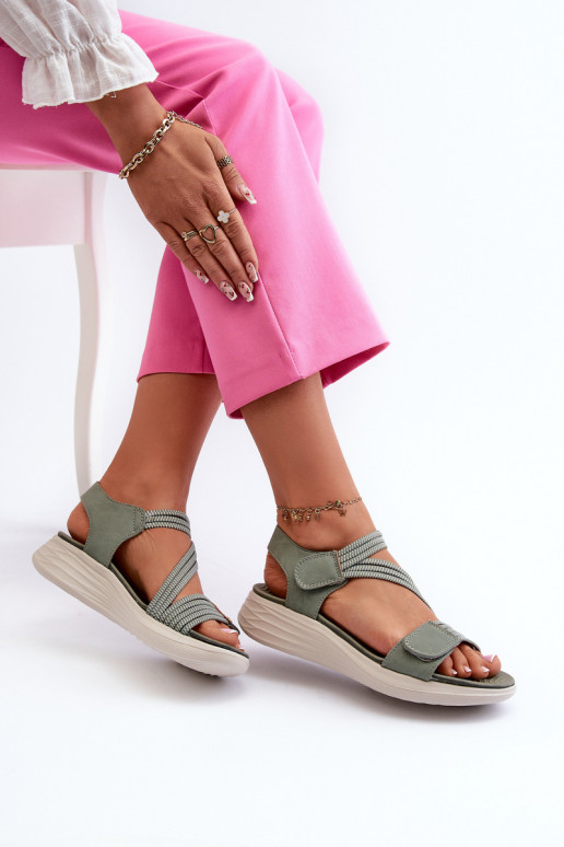 Sandálias confortáveis com fechos adesivos na cor verde Eladora Sandálias confortáveis com fechos adesivos na cor verde Eladora