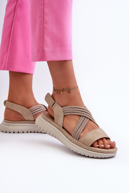 Sandálias confortáveis com fechos adesivos na cor bege Ceclea Sandálias confortáveis com fechos adesivos na cor bege Ceclea