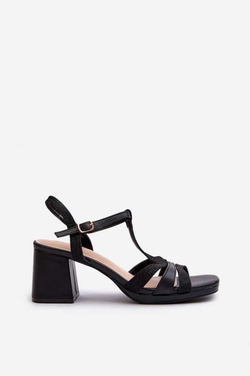 Sandálias femininas de salto alto confeccionadas em couro ecológico na cor preta Lyana Sandálias femininas de salto alto confeccionadas em couro ecológico na cor preta Lyana