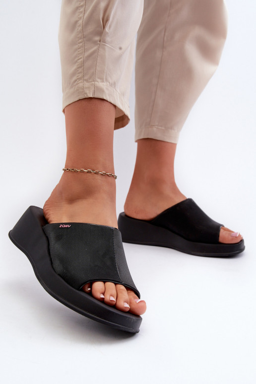 Chinelos femininos LL285084 pretos Chinelos femininos LL285084 pretos