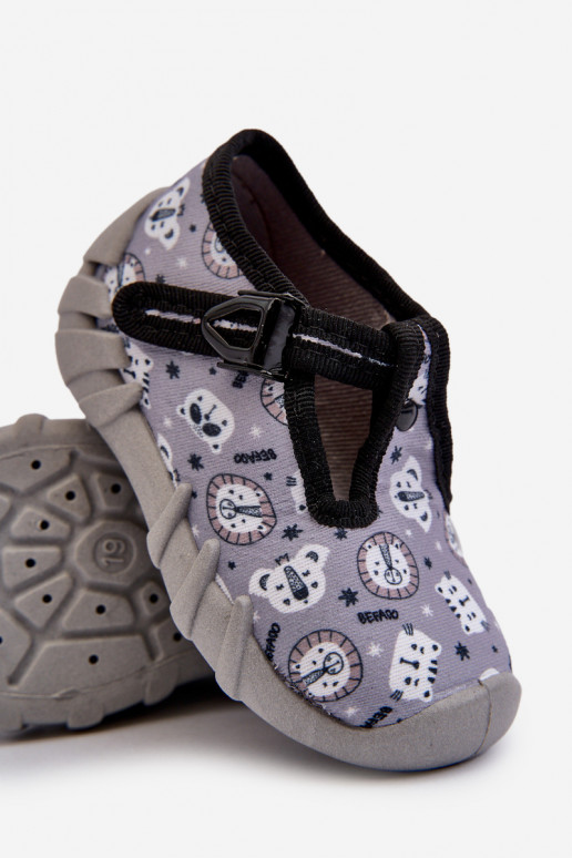 Chinelos confortáveis infantis BEFADO 110N488 cor cinza Chinelos confortáveis infantis BEFADO 110N488 cor cinza