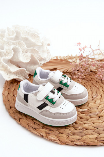 Calçado desportivo infantil do modelo clássico Branco e verde cor Marlin