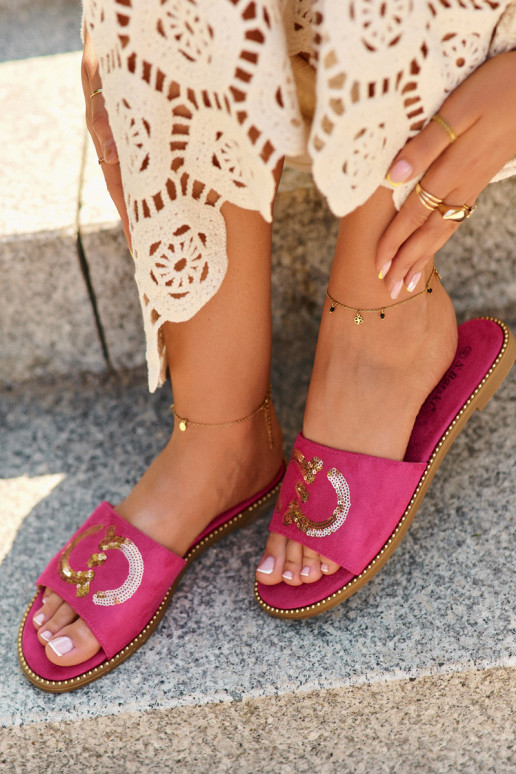 Chinelos planos femininos com escamas brilhantes S.Barski KV27-052 rosa Chinelos planos femininos com escamas brilhantes S.Barski KV27-052 rosa