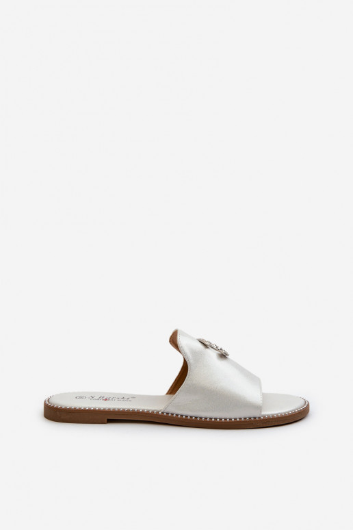 Chinelos femininos estilo elegante com glitter e enfeites S.Barski KV27-050 cor prata Chinelos femininos estilo elegante com glitter e enfeites S.Barski KV27-050 cor prata