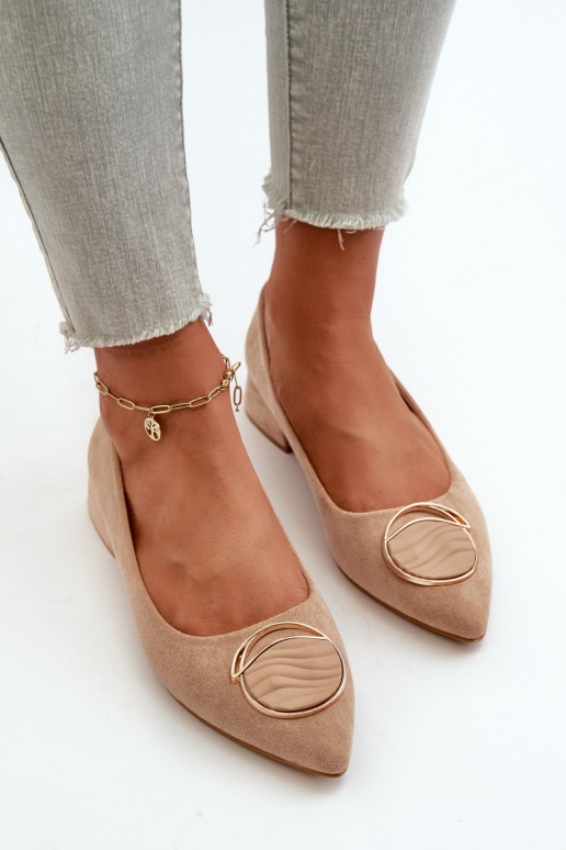 Sapatos com salto baixo Z confeccionados em camurça ecológica S.Barski KV27-037 cor bege Sapatos com salto baixo Z confeccionados em camurça ecológica S.Barski KV27-037 cor bege