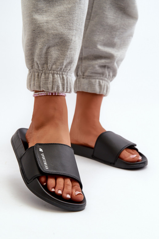 Chinelos femininos 4FMM00FFLIF031A-20S pretos Chinelos femininos 4FMM00FFLIF031A-20S pretos