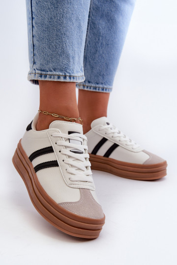 Tênis modelo sapato feminino com plataforma na cor branca Egelia