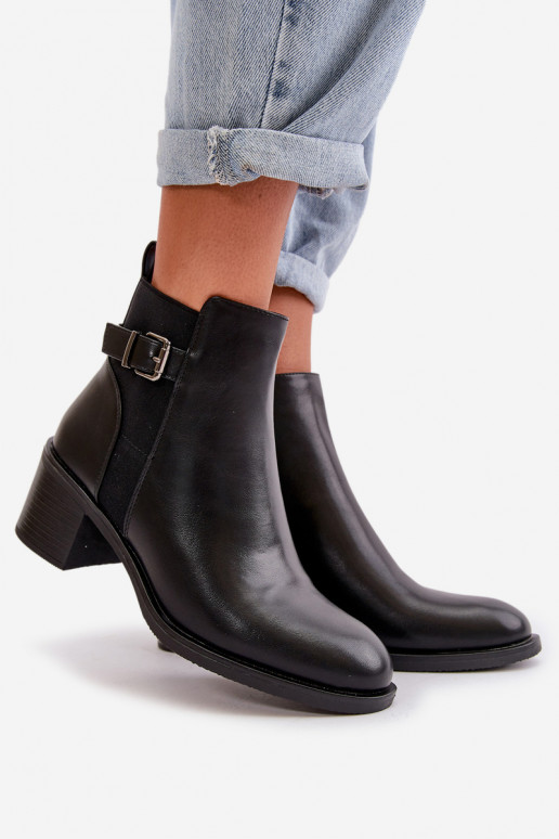 Botas femininas aquecidas com salto com fivelas na cor Nevillira preta Botas femininas aquecidas com salto com fivelas na cor Nevillira preta