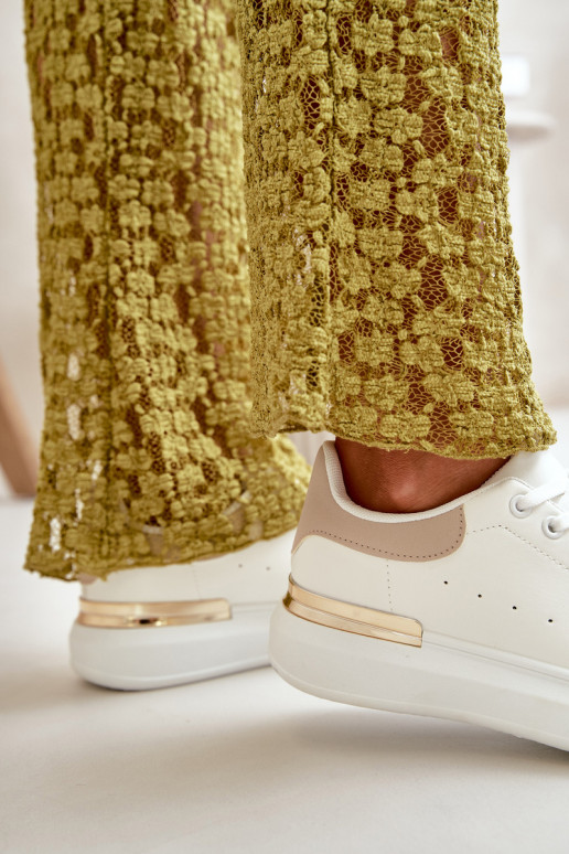 Baixo Sapatos de lazer com uma plataforma de couro ecológico Branco-bege Nevelena