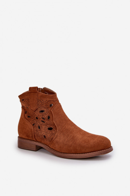 Botas femininas com elementos abertos Casal o castelo cor marrom S.Barski HY42-081 Botas femininas com elementos abertos Casal o castelo cor marrom S.Barski HY42-081
