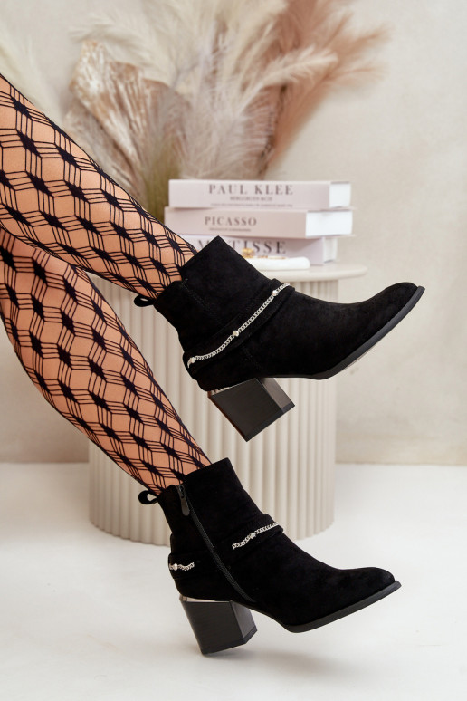 aquecimento Botas femininas com correntes de camurça ecológicaoParae cor preta Hanalen