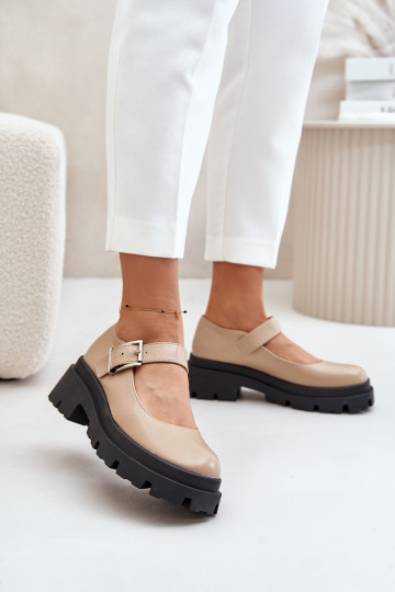 sapato Feminino com fivelas bege Plikuria