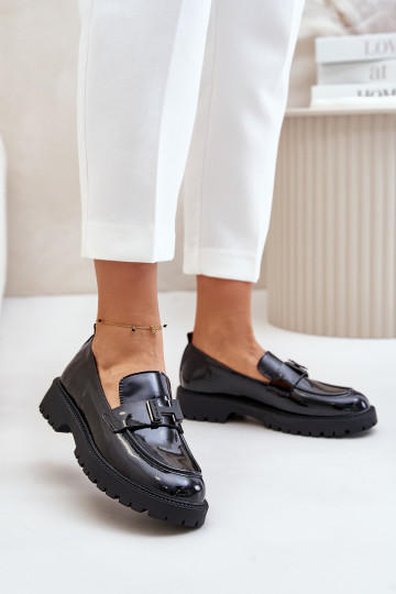 mocassins femininos com efeito verniz Vinceza 62187 cor preta