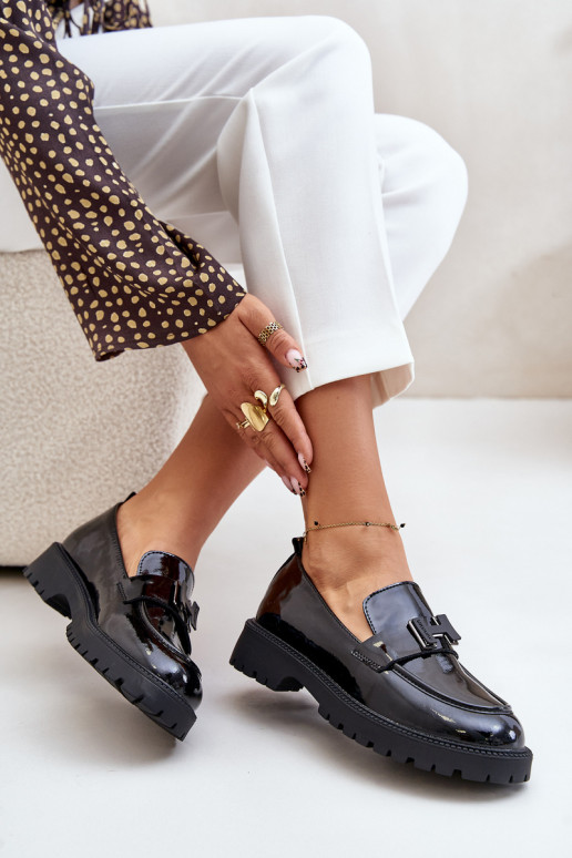 mocassins femininos com efeito verniz Vinceza 62187 cor preta mocassins femininos com efeito verniz Vinceza 62187 cor preta