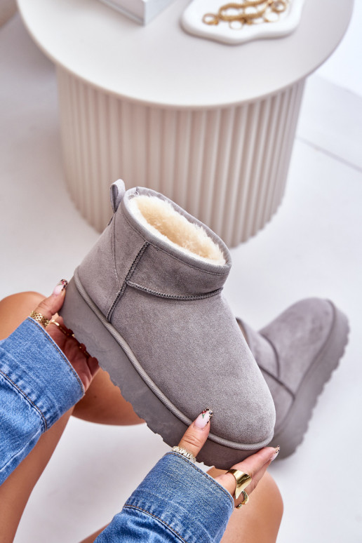 Botas de neve Feminino com uma plataforma aquecimento com pelo por dentro cor cinza Xamella Botas de neve Feminino com uma plataforma aquecimento com pelo por dentro cor cinza Xamella