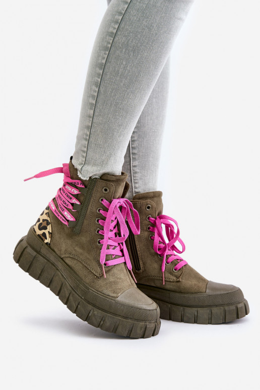 Botas femininas com uma plataforma Com decorações Amarrandom com padrões de pele de leopardo cor verde Edidda Botas femininas com uma plataforma Com decorações Amarrandom com padrões de pele de leopardo cor verde Edidda